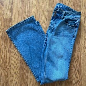 Size 4 American Eagle Jeans!
